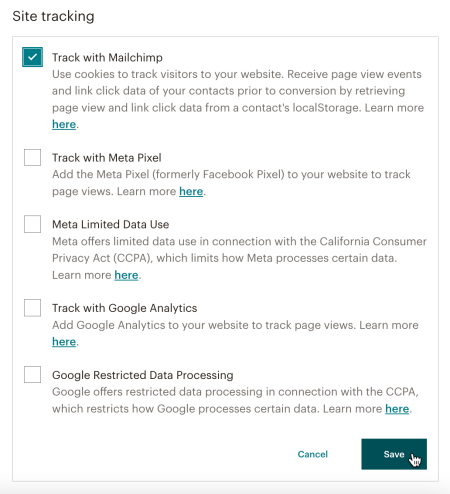 Wähle im Abschnitt „Site tracking“ (Website-Tracking) eine Option aus und klicke danach auf „Save“ (Speichern).